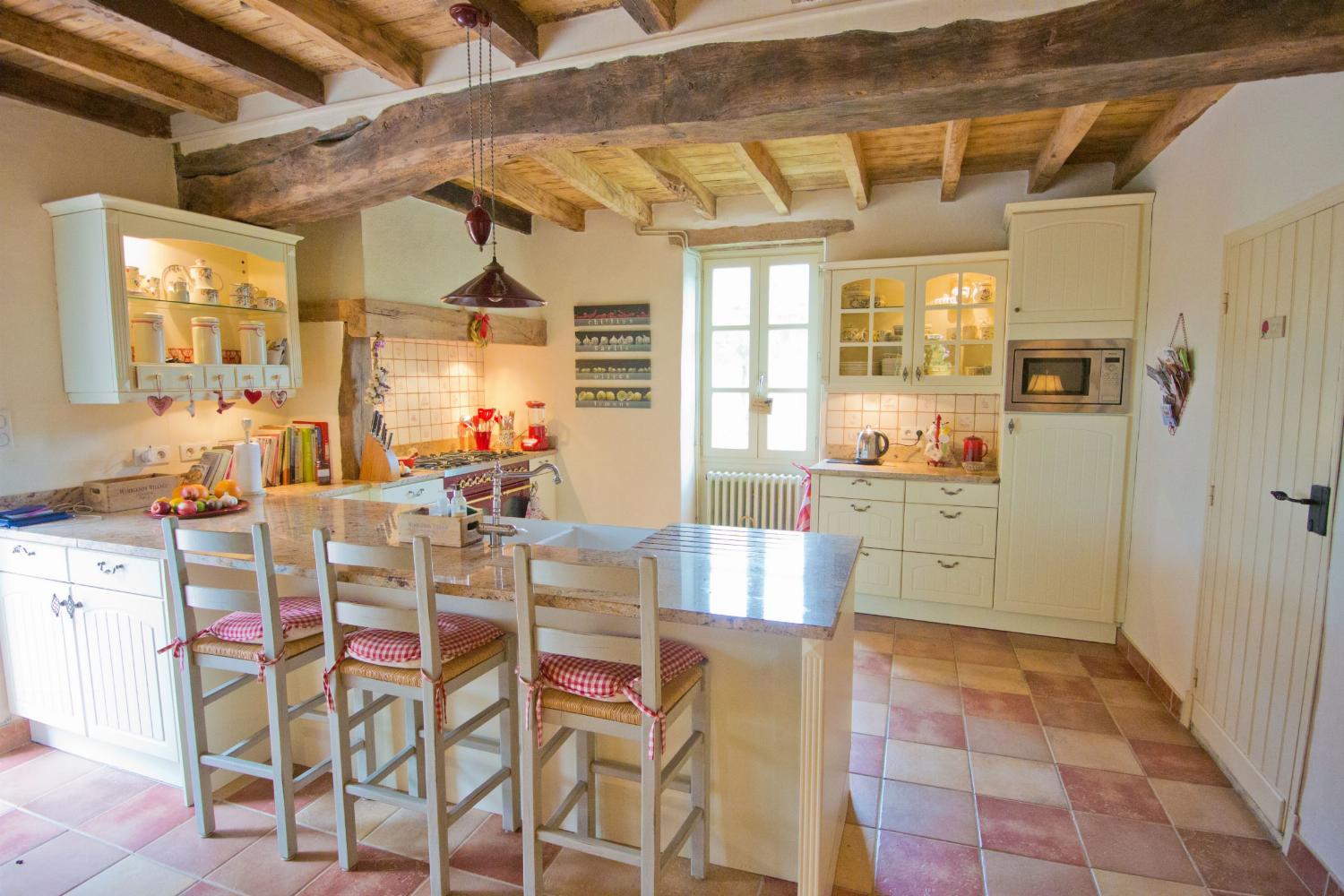 Kitchen | Holiday home in Gers