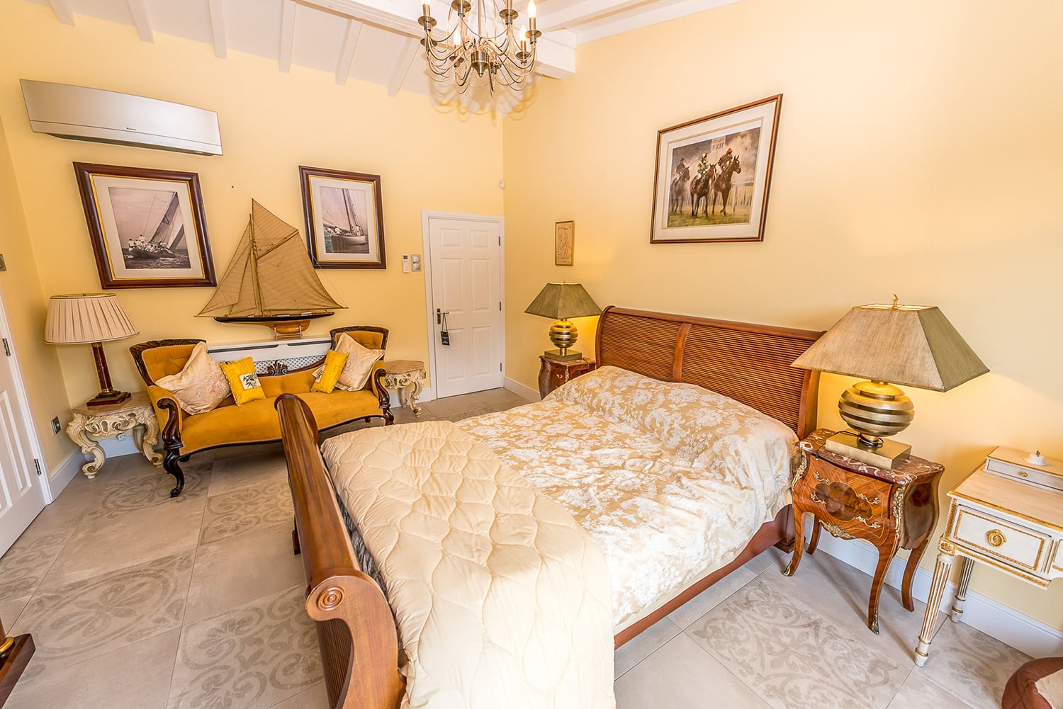 Bedroom | Holiday villa in Saint-Tropez Bedroom | Holiday villa in Saint-Tropez