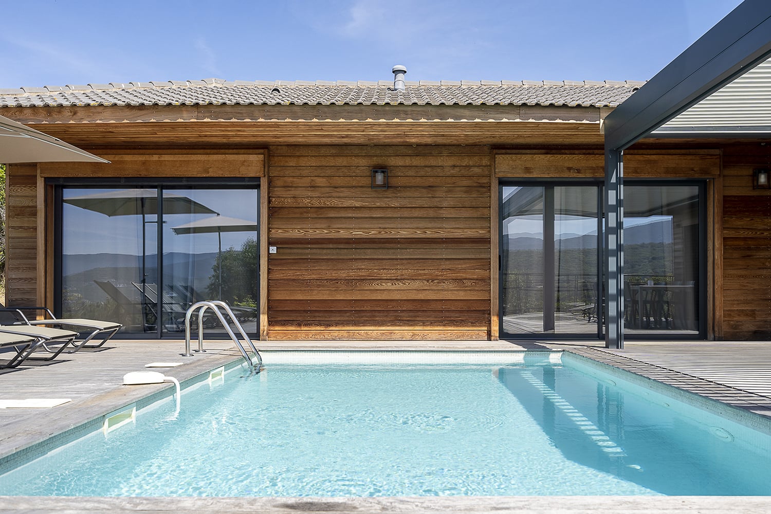 Holiday villa in Corsica with private pool