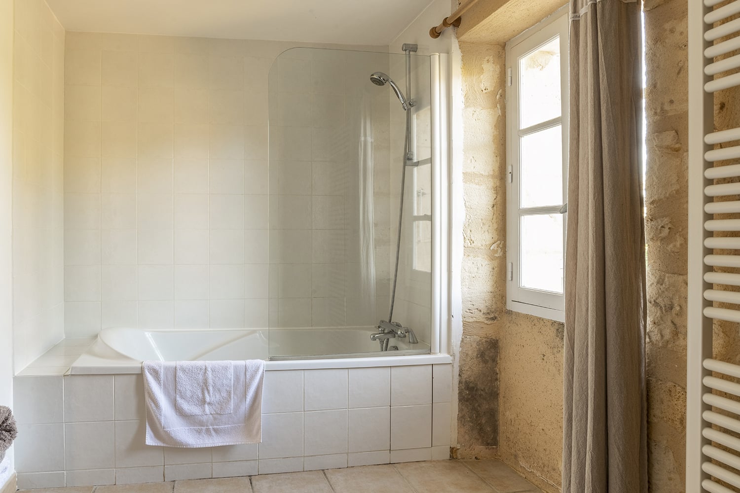 Bathroom | Holiday home in Nouvelle-Aquitaine