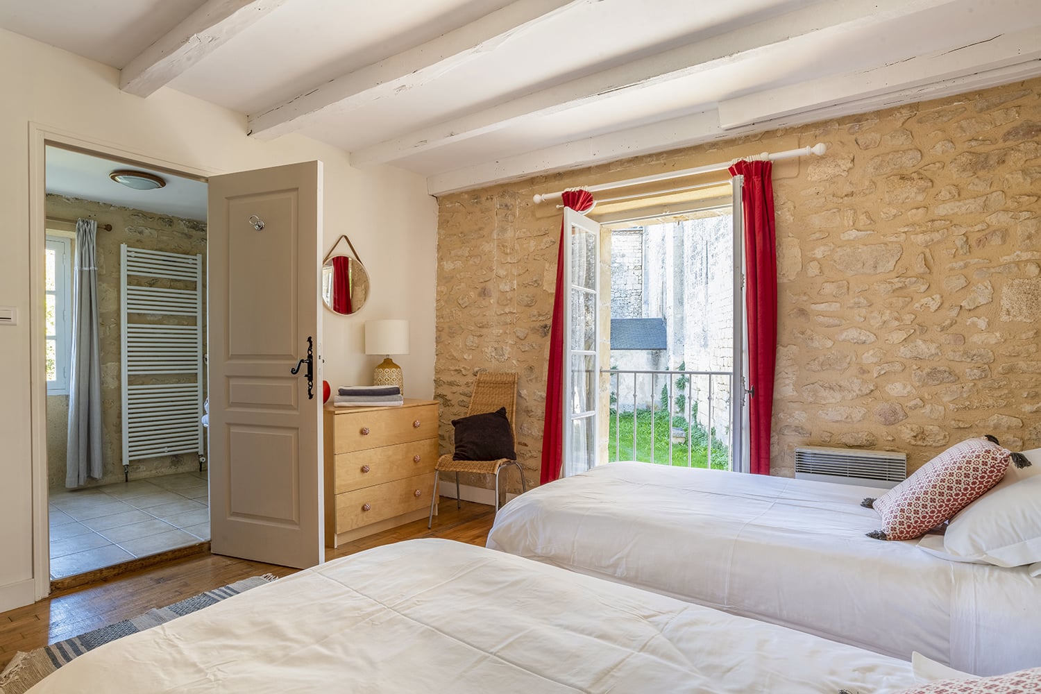 Bedroom | Holiday home in Nouvelle-Aquitaine