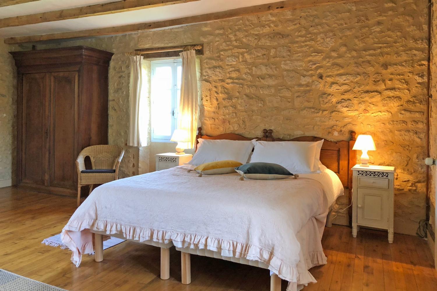 Bedroom | Rental home in Dordogne