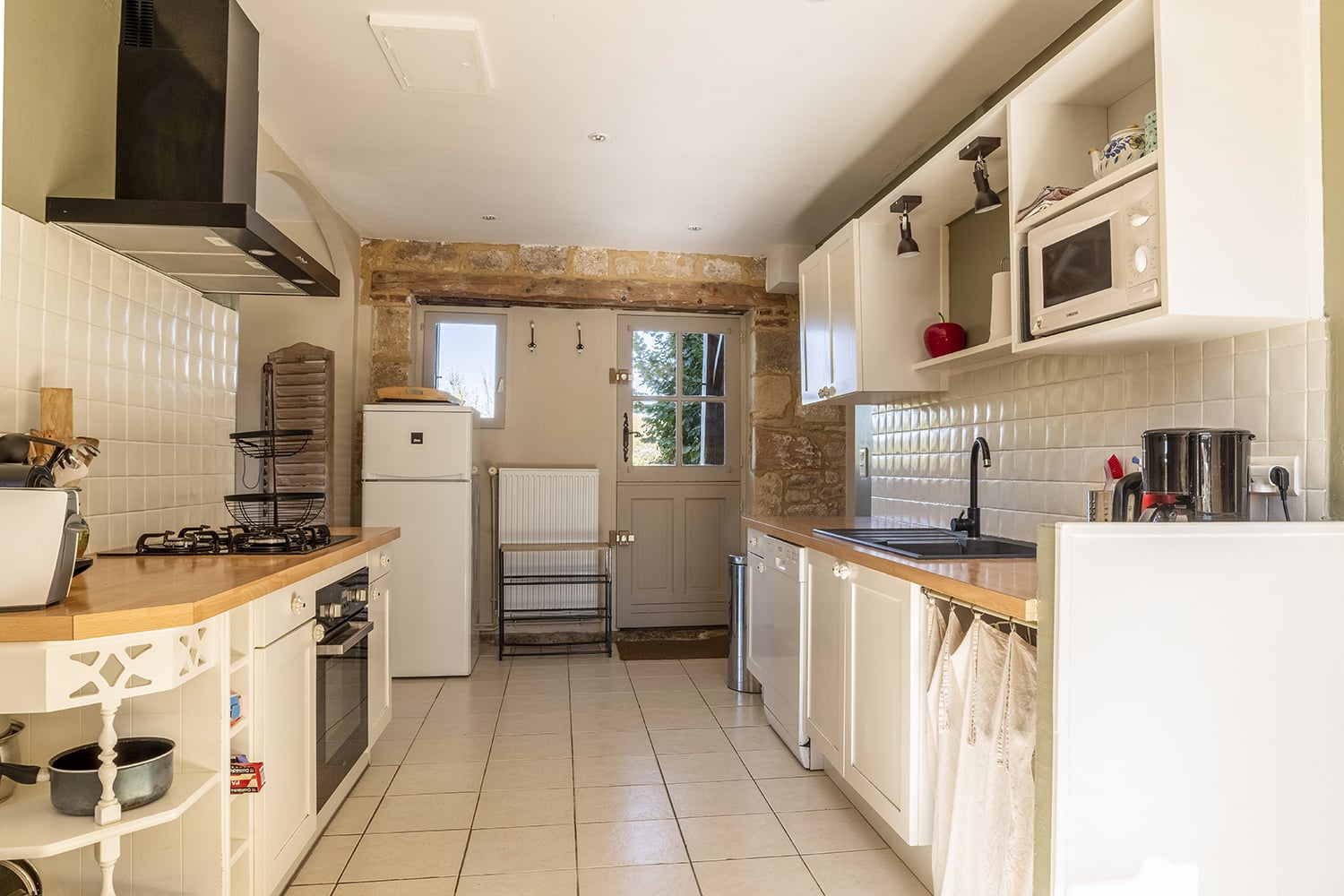 Kitchen | Holiday home in Nouvelle-Aquitaine
