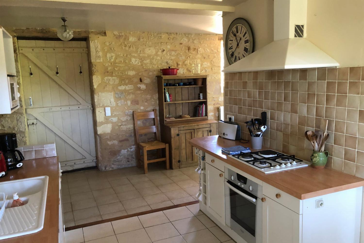 Kitchen | Rental home in Dordogne