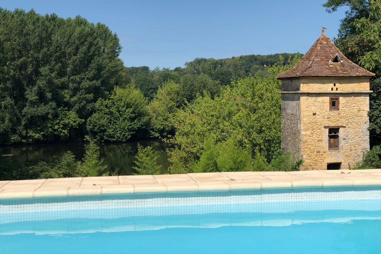 Private pool