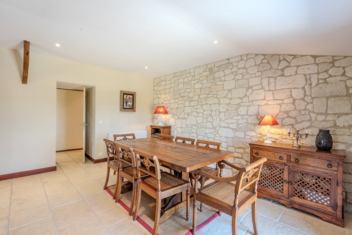 Dining room | Rental home in Nouvelle-Aquitaine