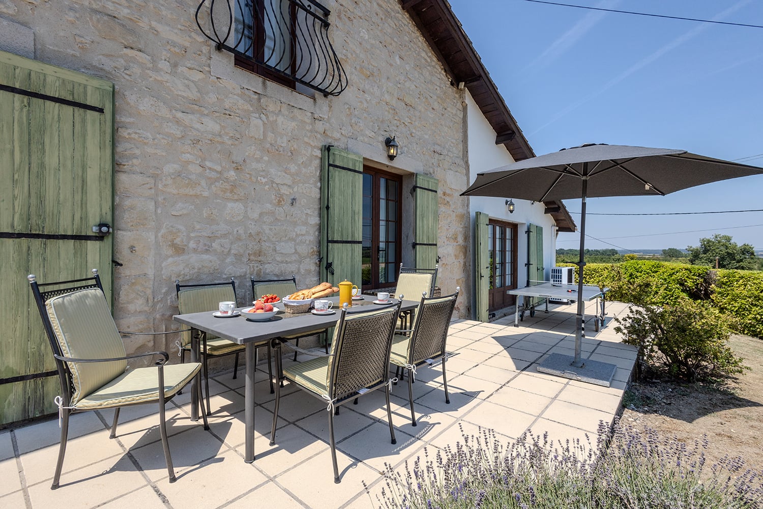 Dining terrace