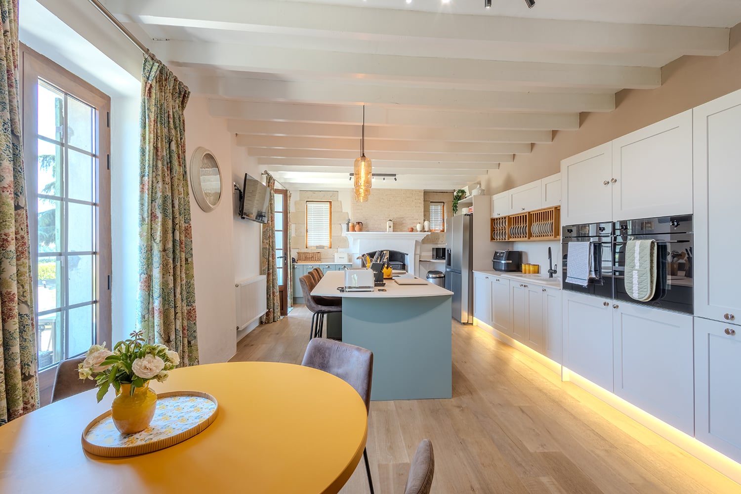 Kitchen | Rental home in Nouvelle-Aquitaine