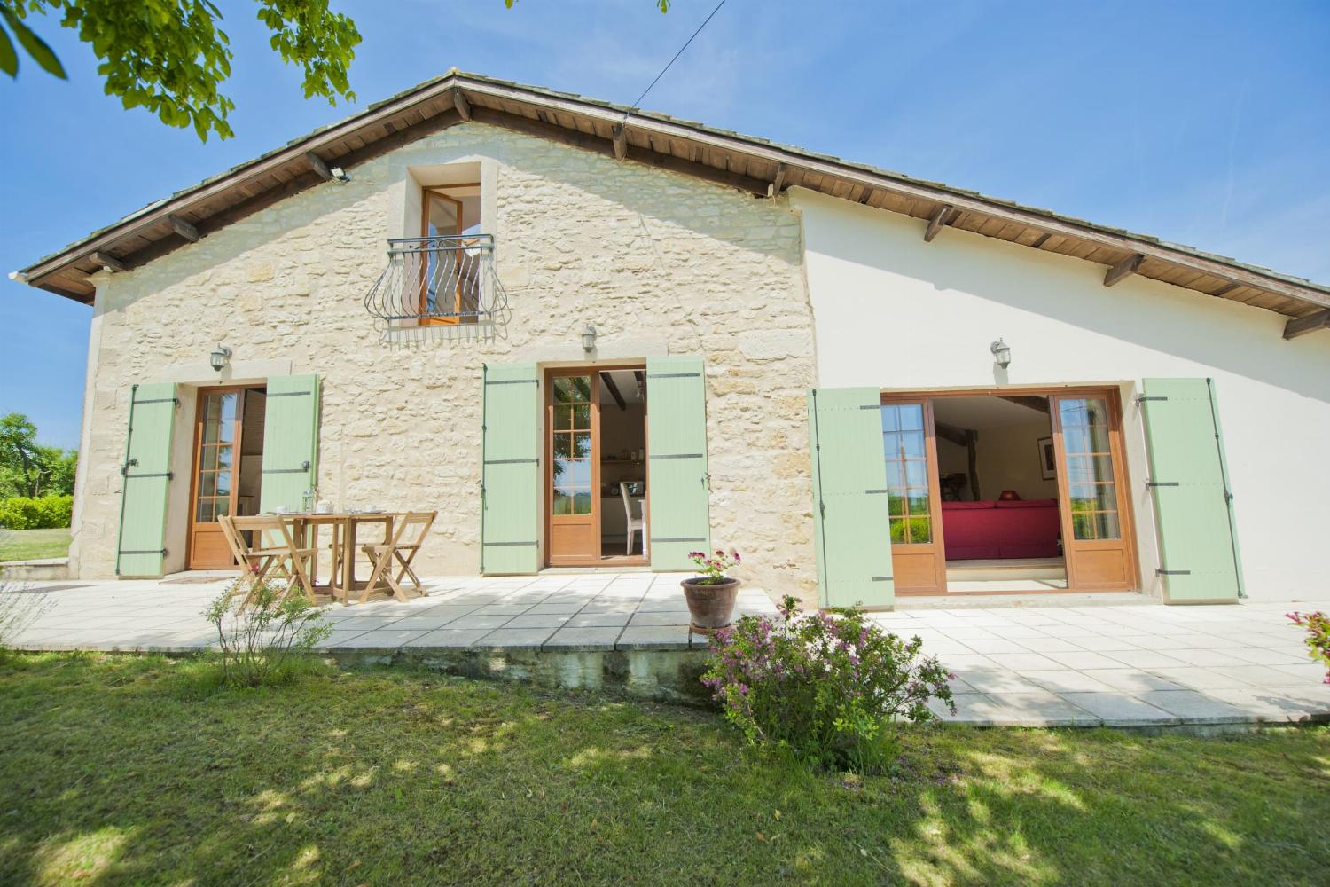 Rental home in Nouvelle-Aquitaine