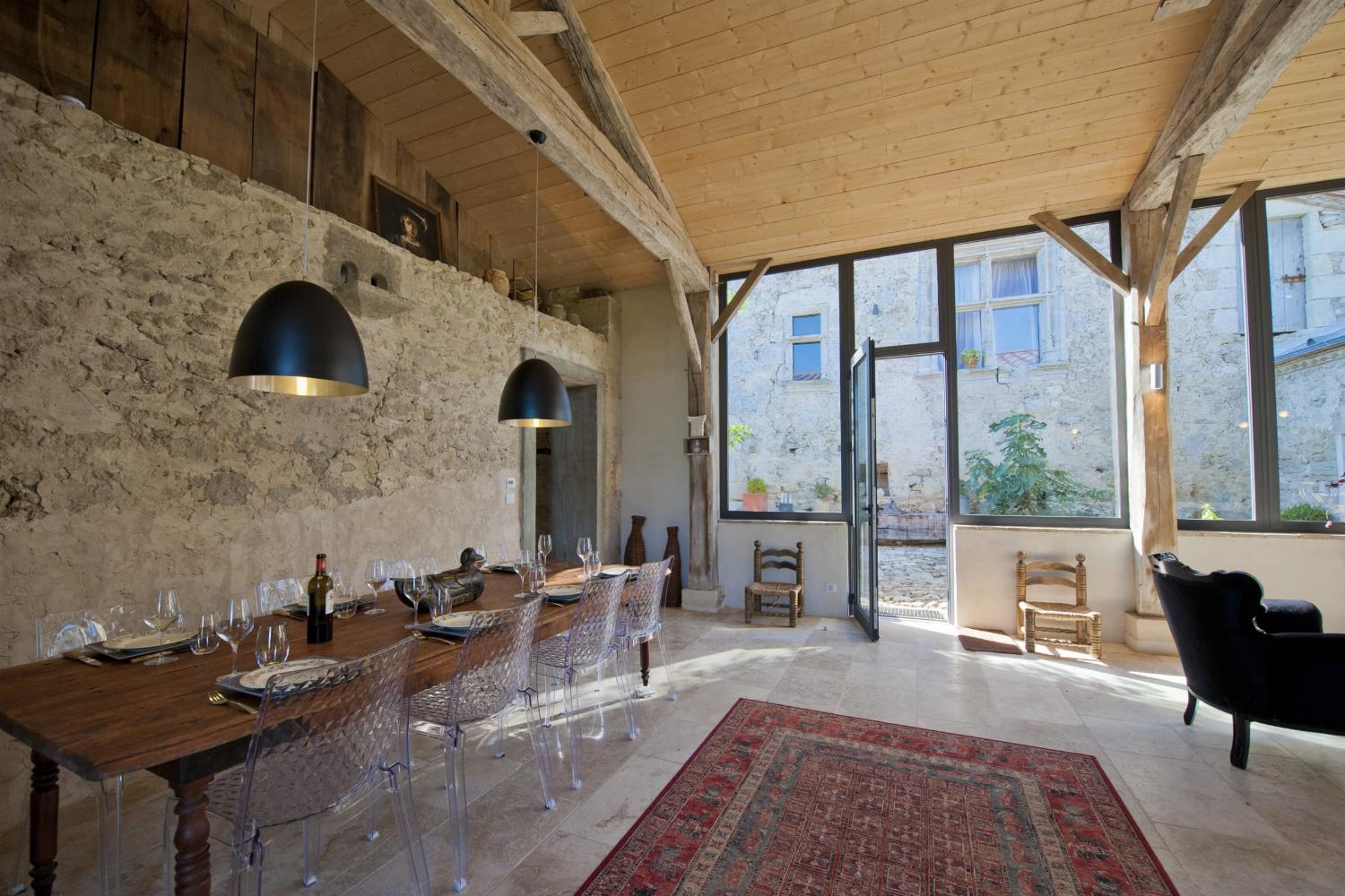 Dining room | Holiday home in South West France