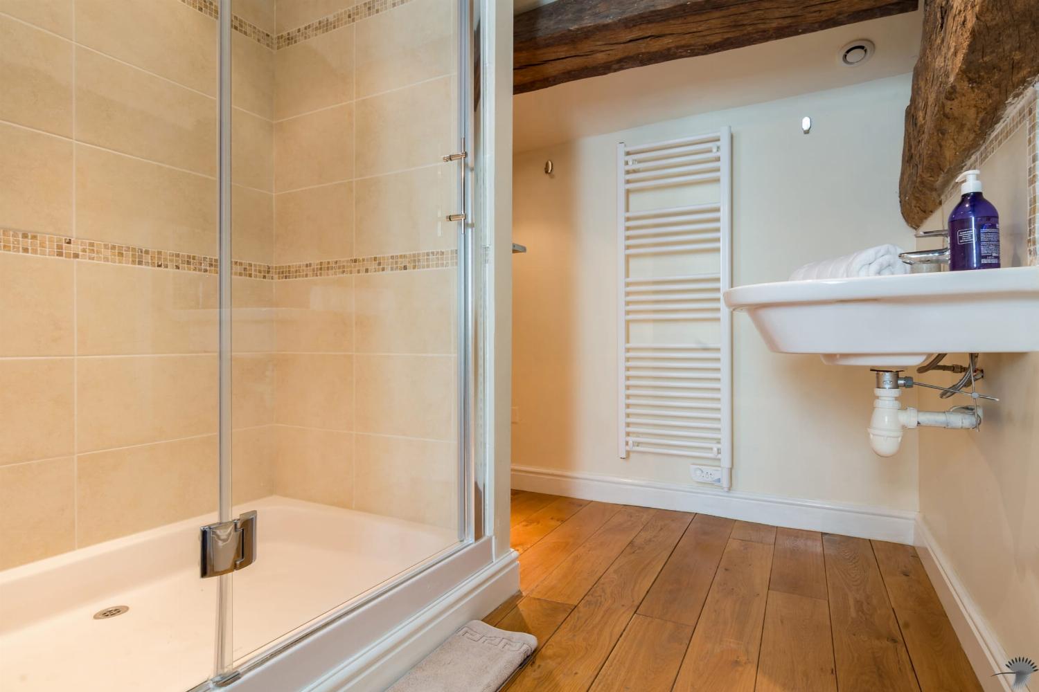 Bathroom | Holiday home in South West France