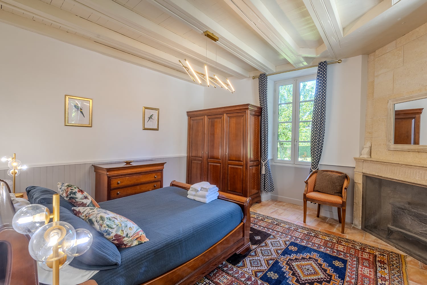 Bedroom | Holiday home in Juillac