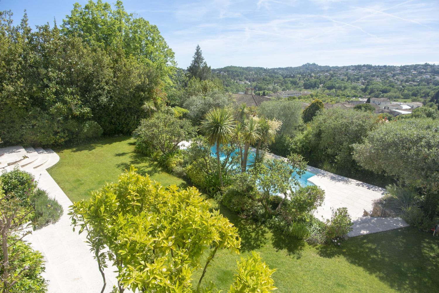 Private pool with garden