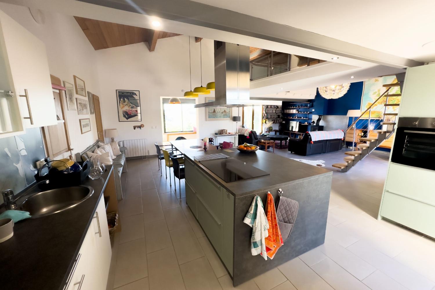 Kitchen | Holiday villa in the South of France