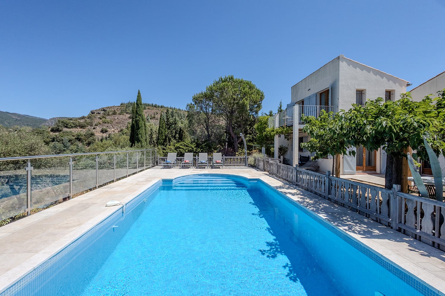 Private pool Private pool