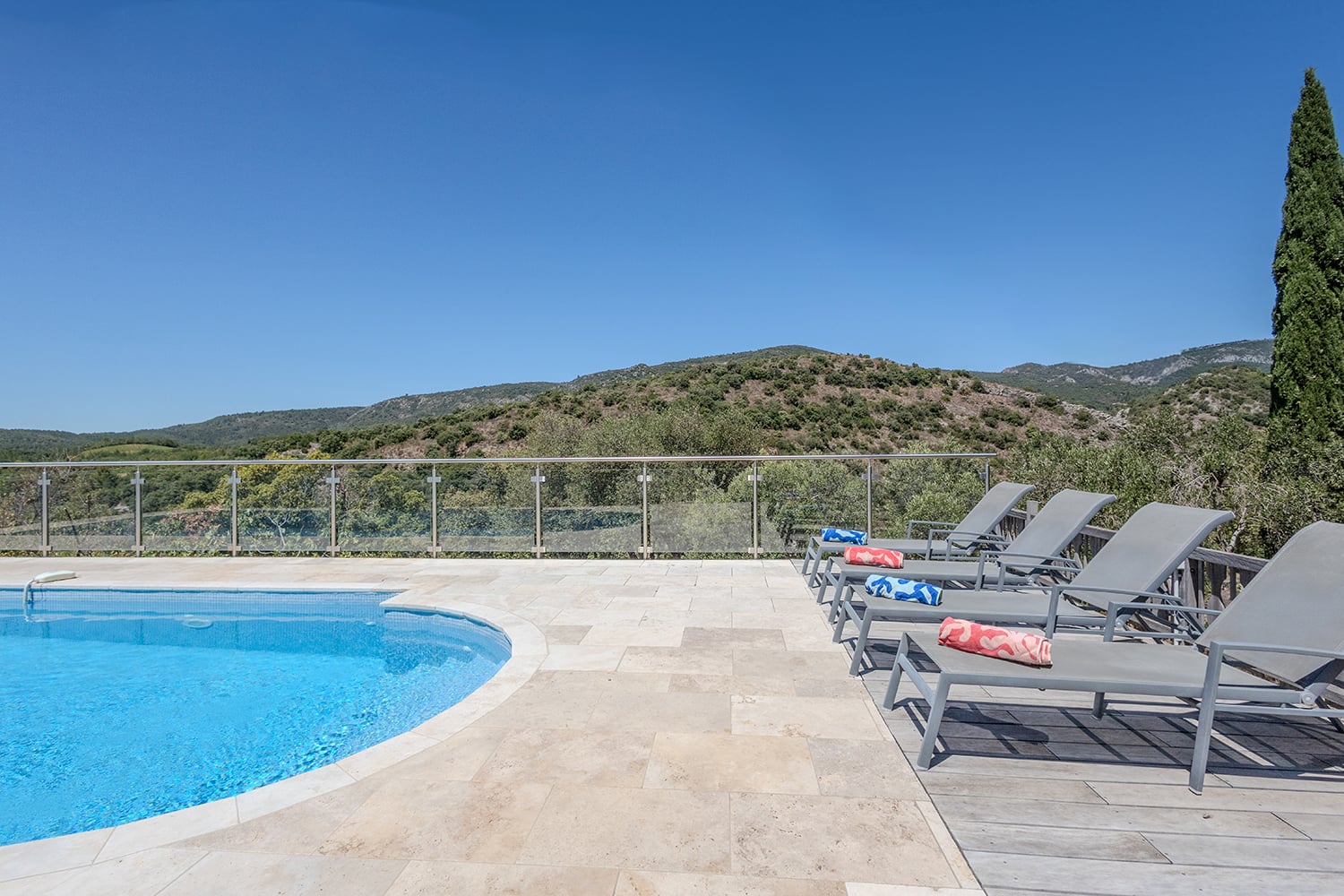 Private pool Private pool