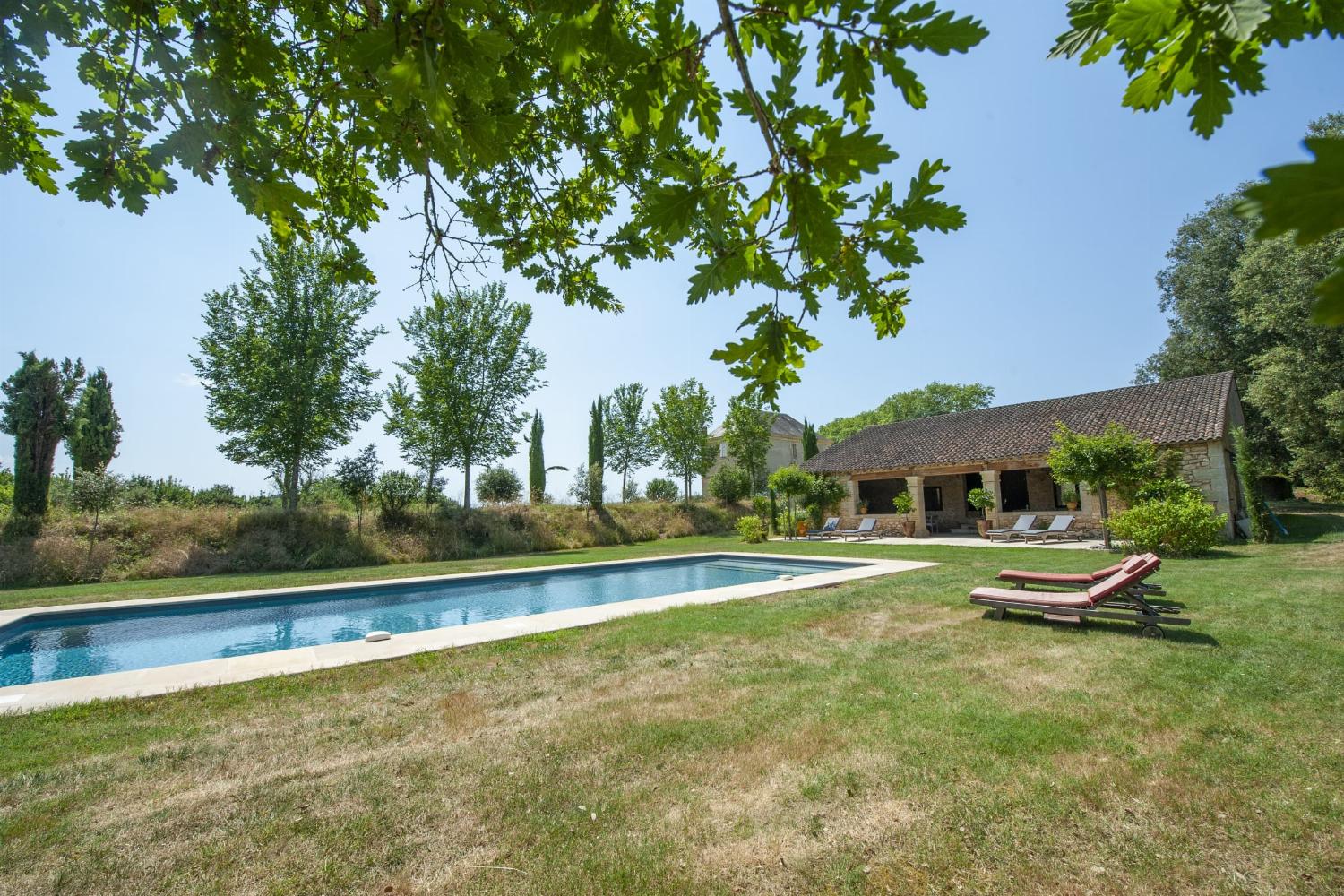 Private pool