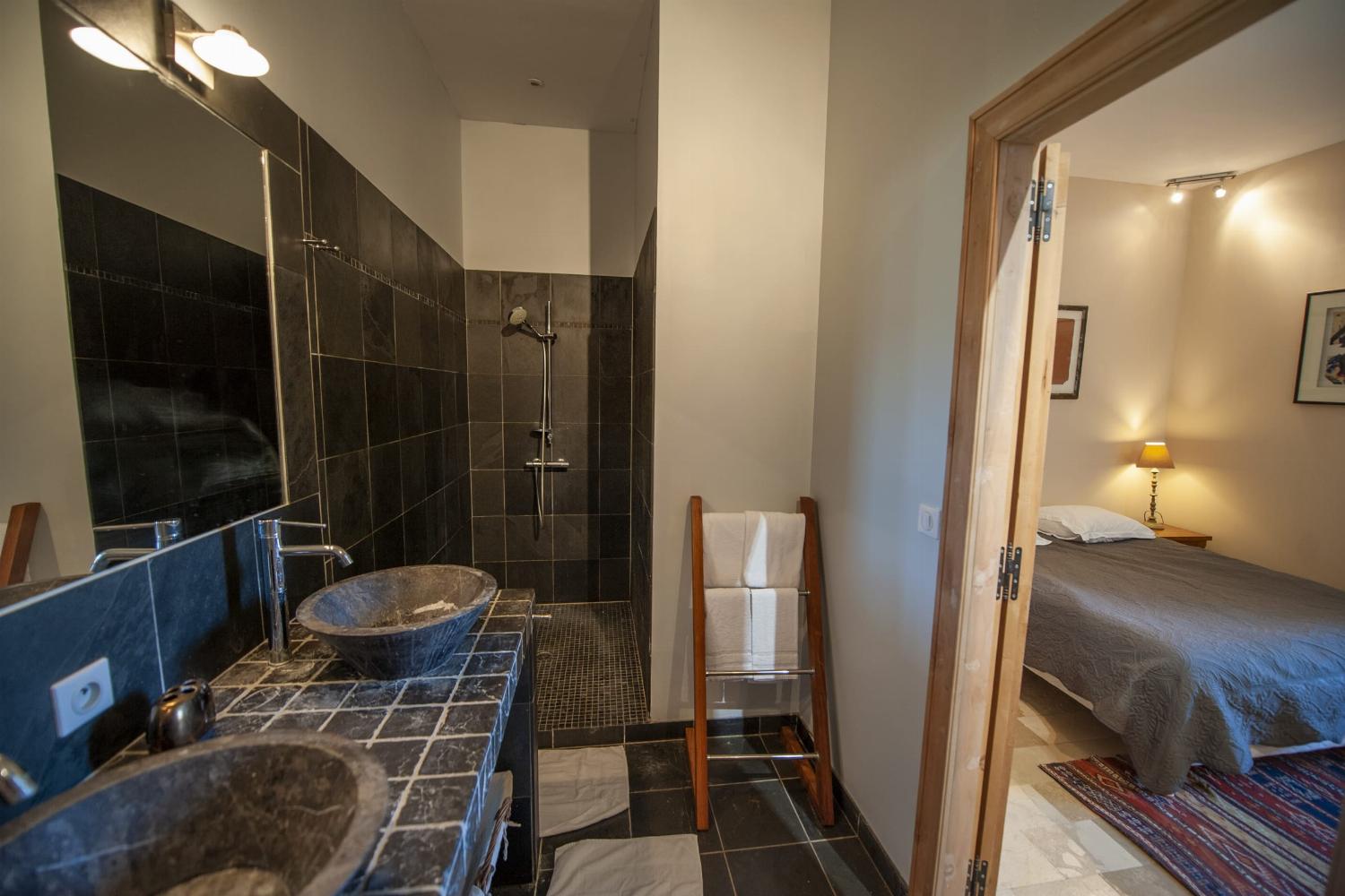 Bathroom | Holiday home in Dordogne