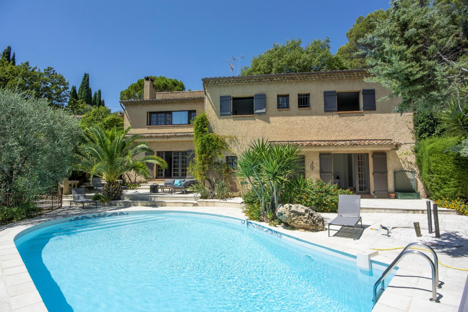 Villa de vacances en Provence avec piscine privée chauffée