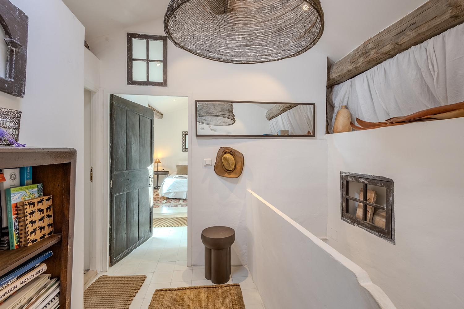 Hallway | Holiday home in Magalas Hallway | Holiday home in Magalas