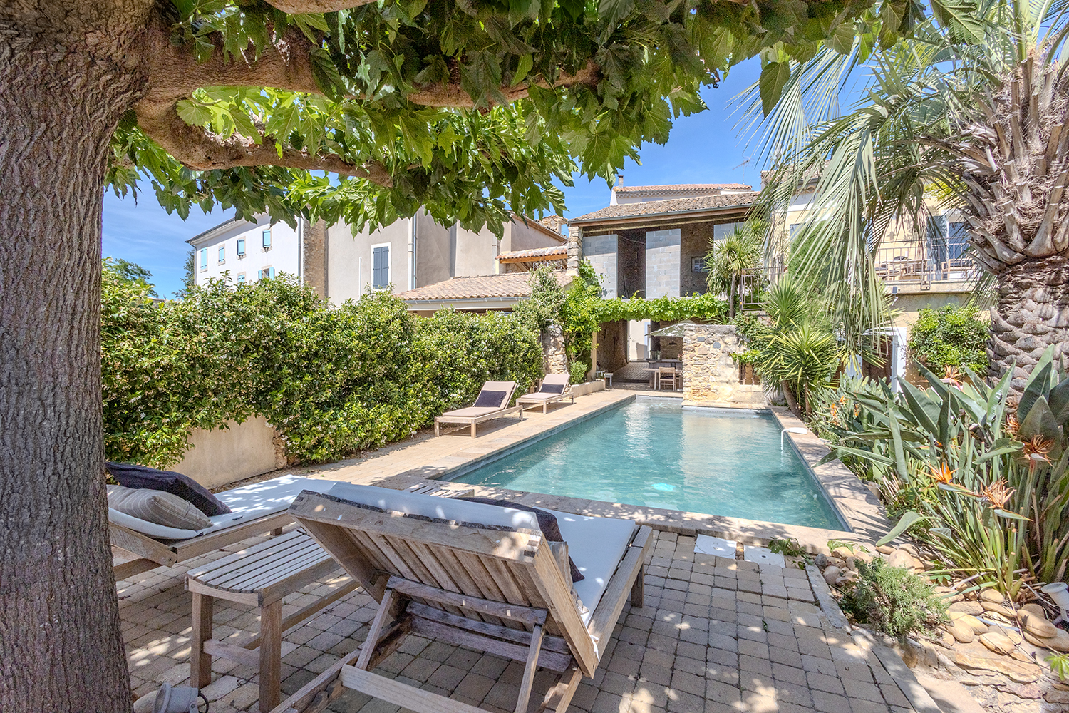 Private pool Private pool