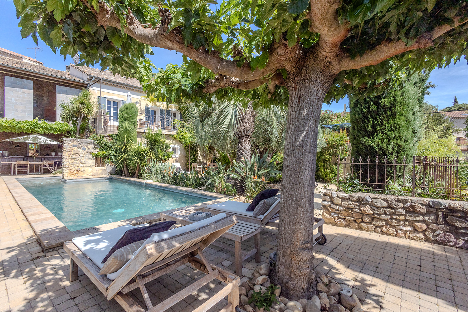 Private pool Private pool