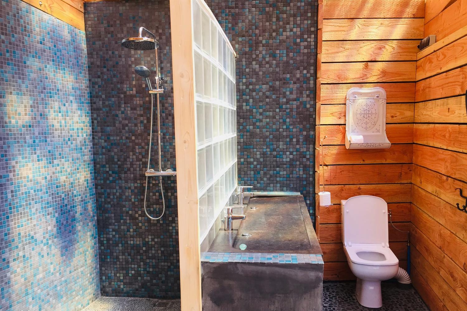 Bathroom | Holiday home in South of France