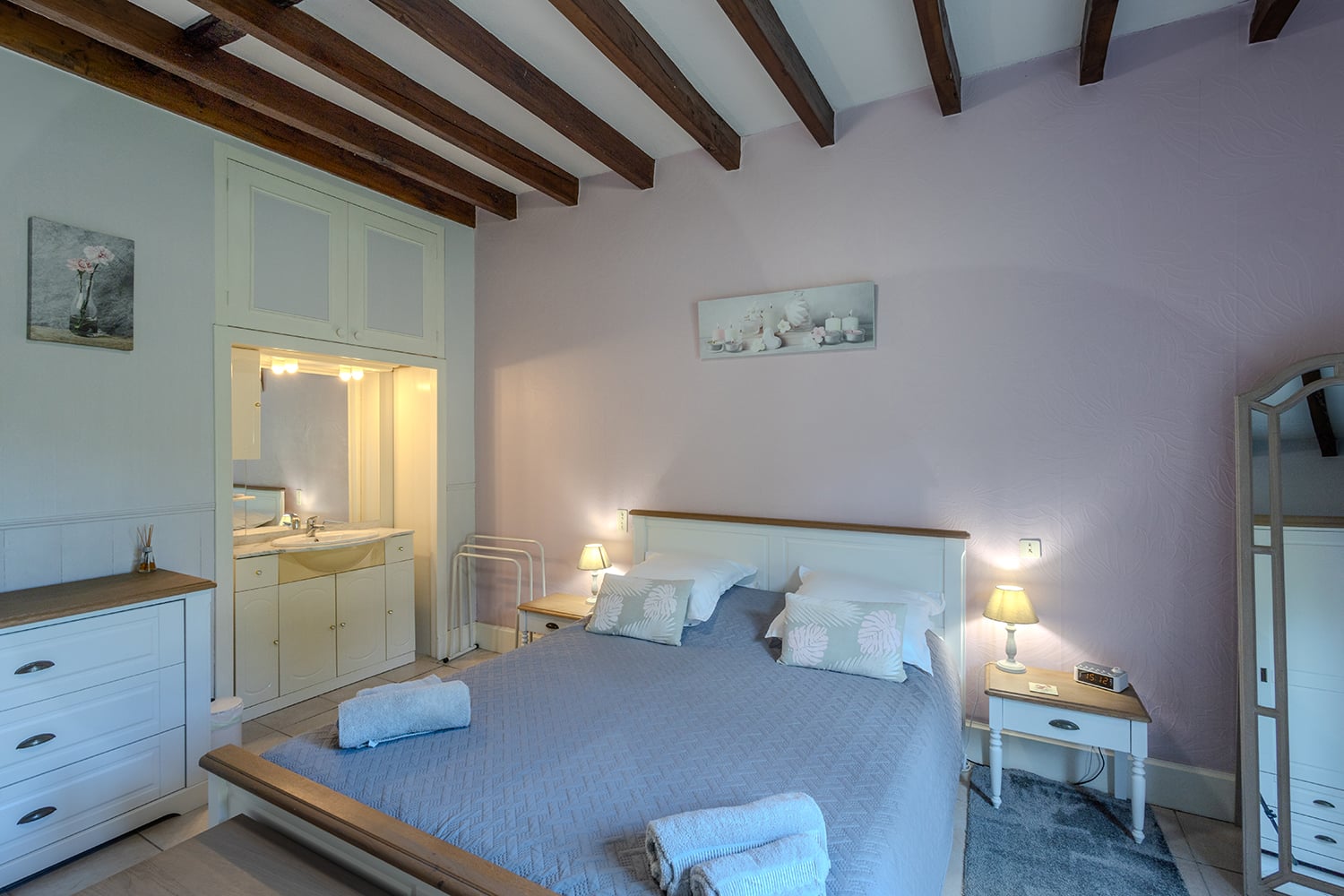 Bedroom | Holiday accommodation in Nouvelle-Aquitaine