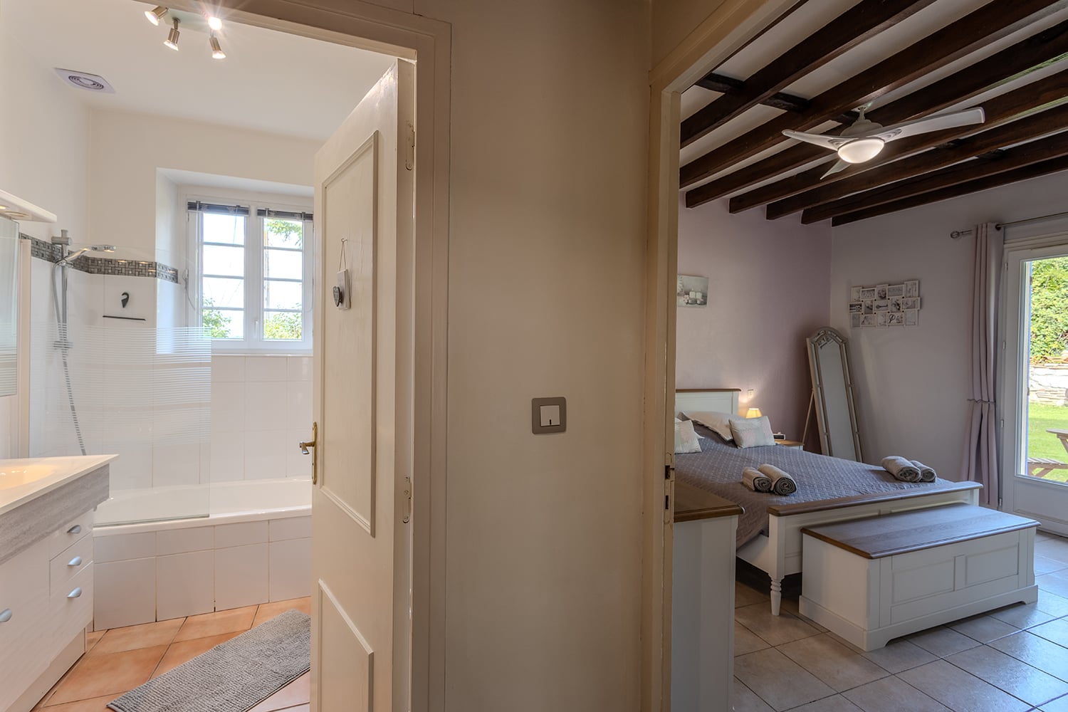 Hallway | Holiday accommodation in Nouvelle-Aquitaine