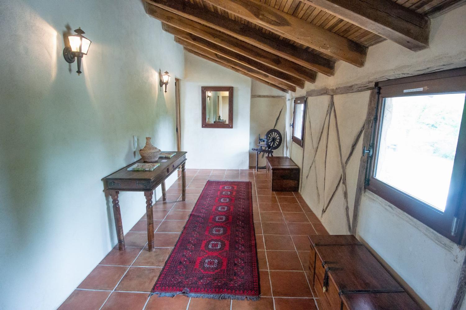 Hallway | Holiday home in South West France