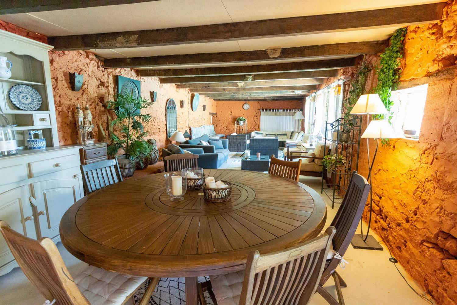 Dining room | Holiday home in Loire