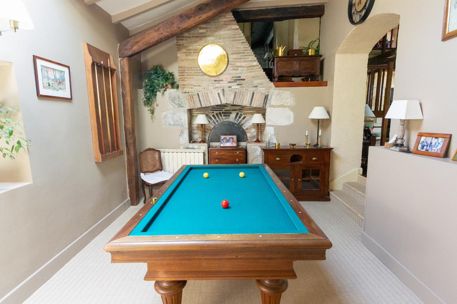 Pool table |Holiday home in Loire