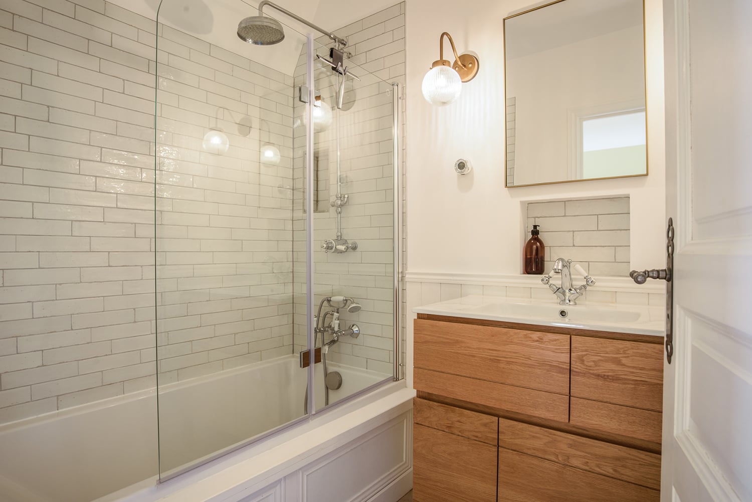 Bathroom | Holiday home in Bourdeilles