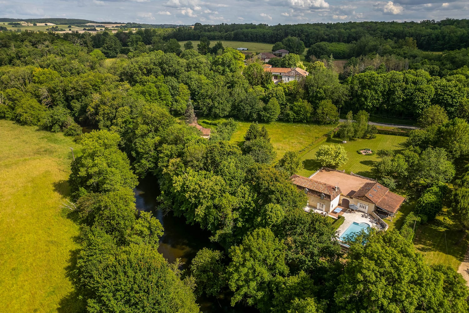 Holiday home in Bourdeilles