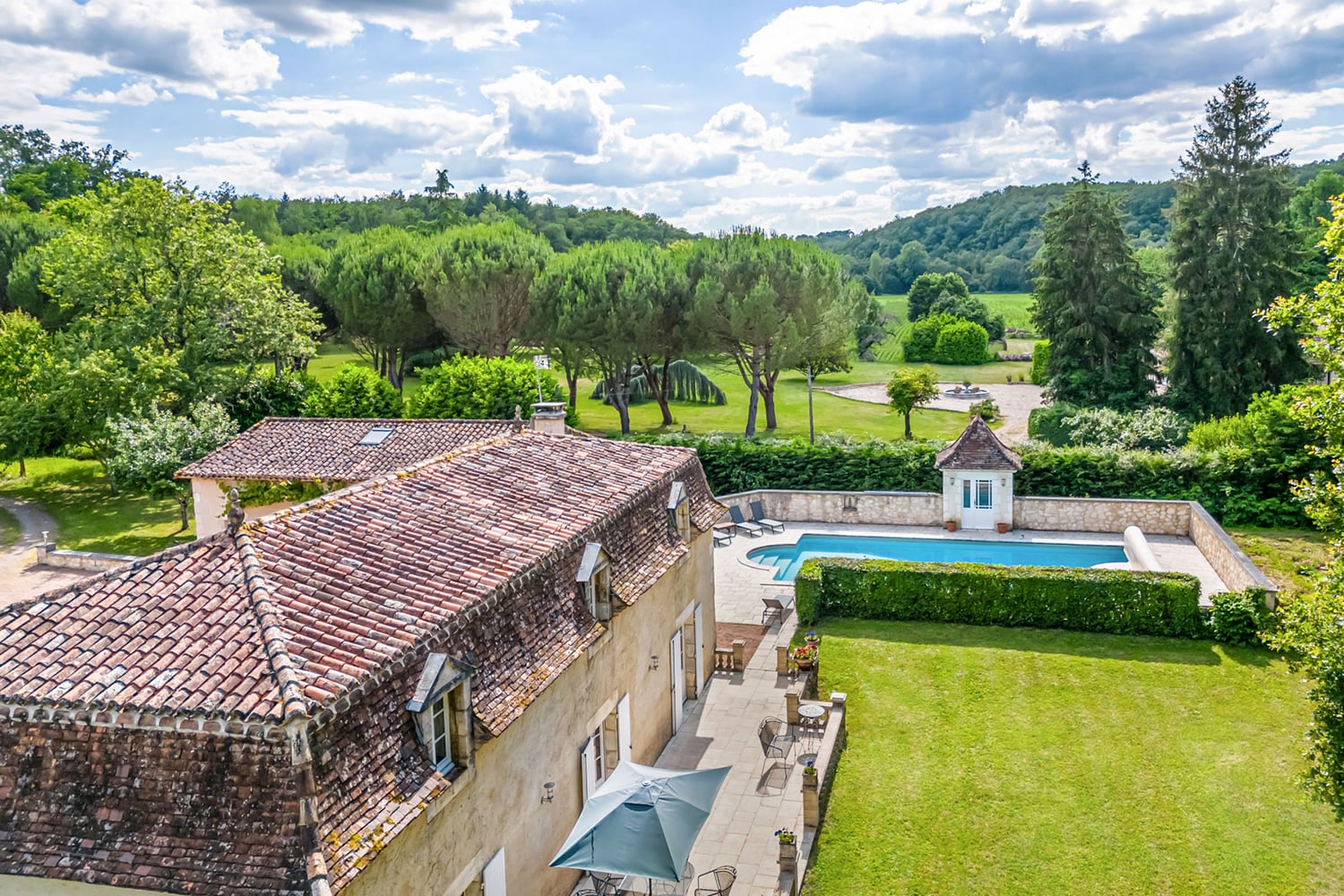 Holiday home in Bourdeilles
