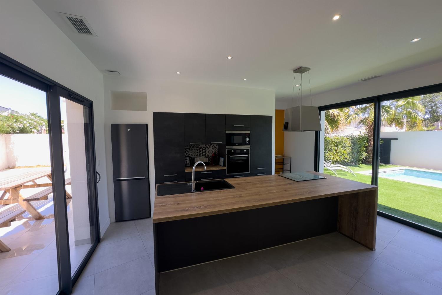 Kitchen | Holiday villa in the South of France