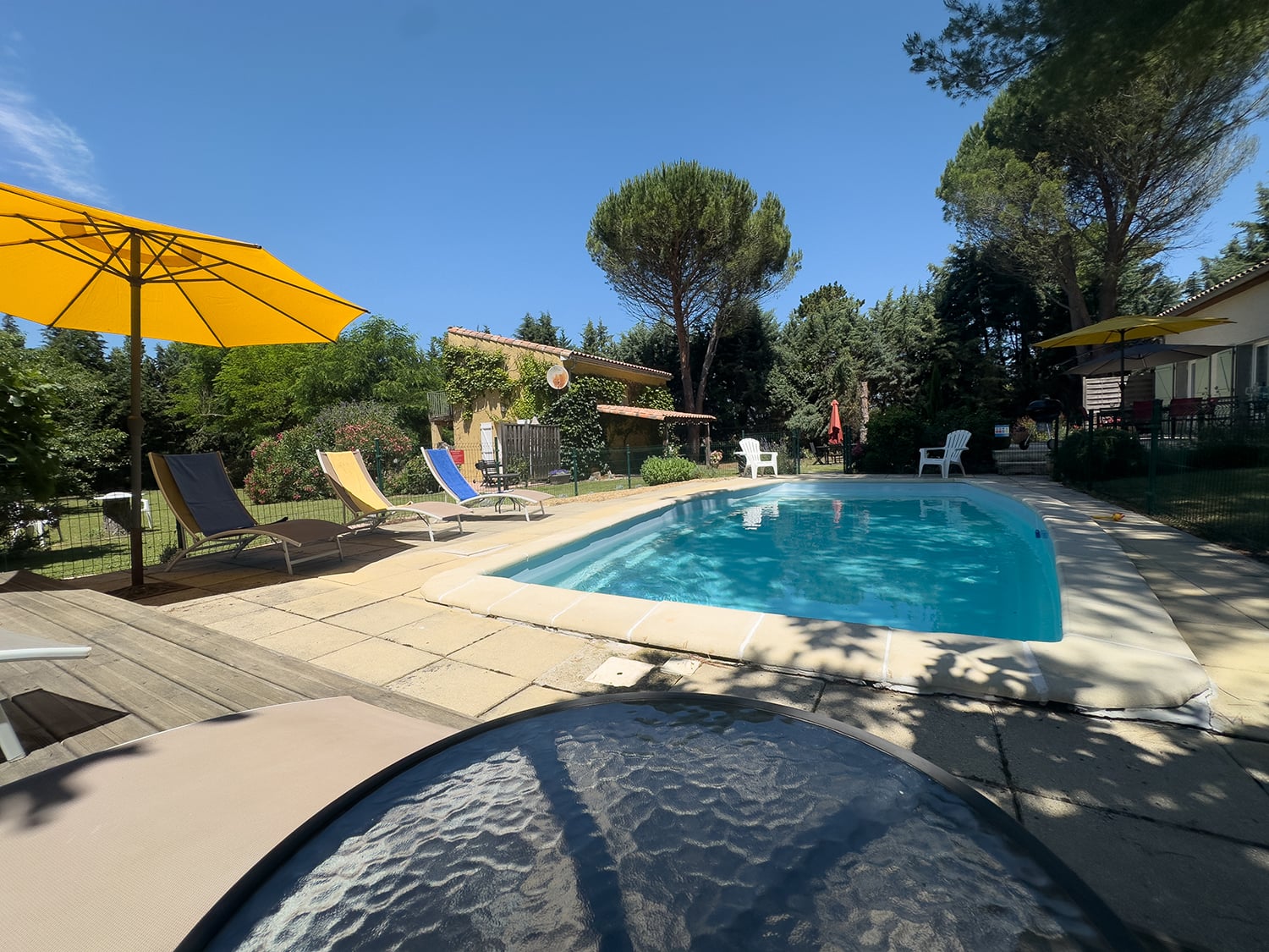 Private pool