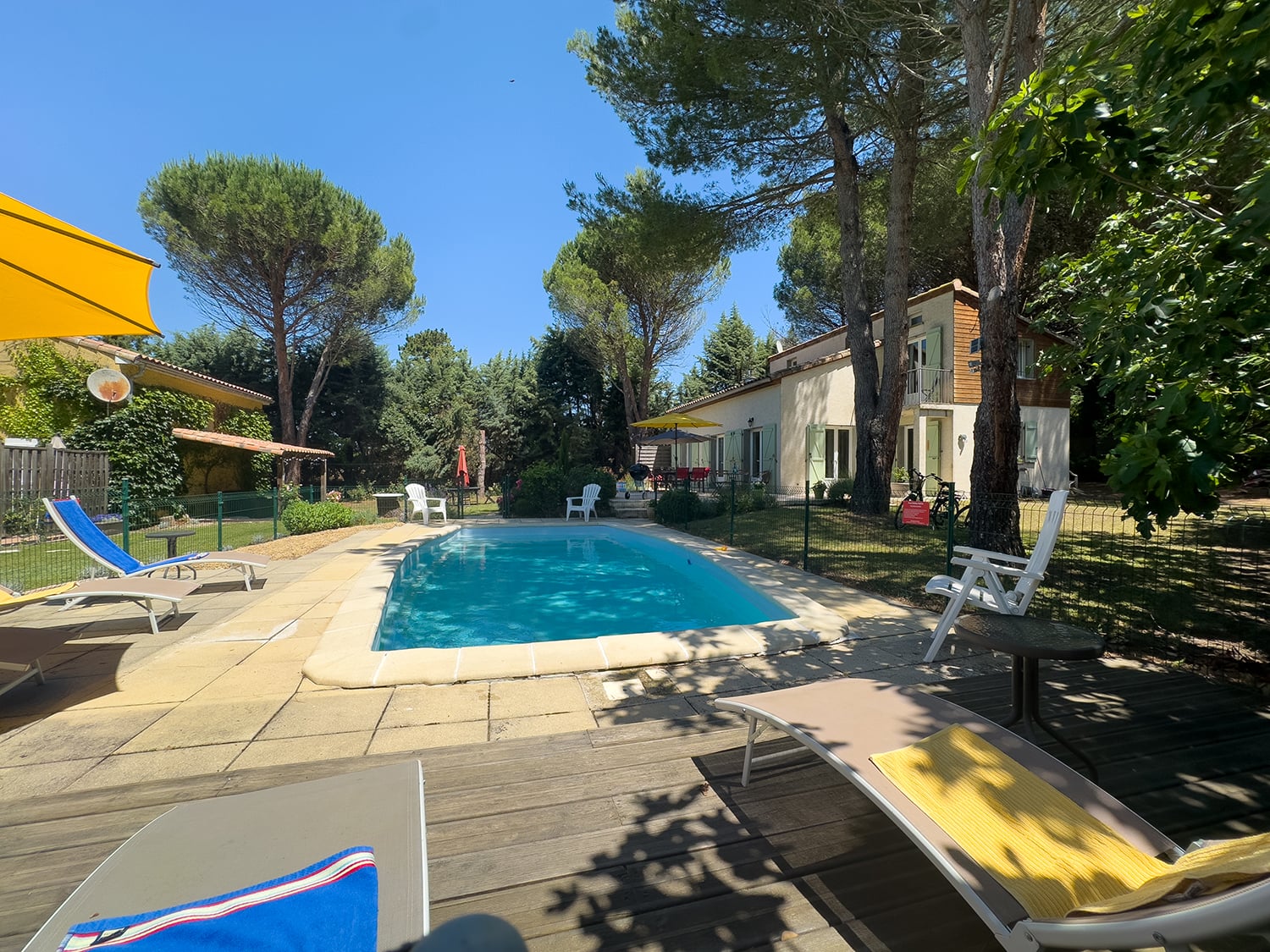 Private pool