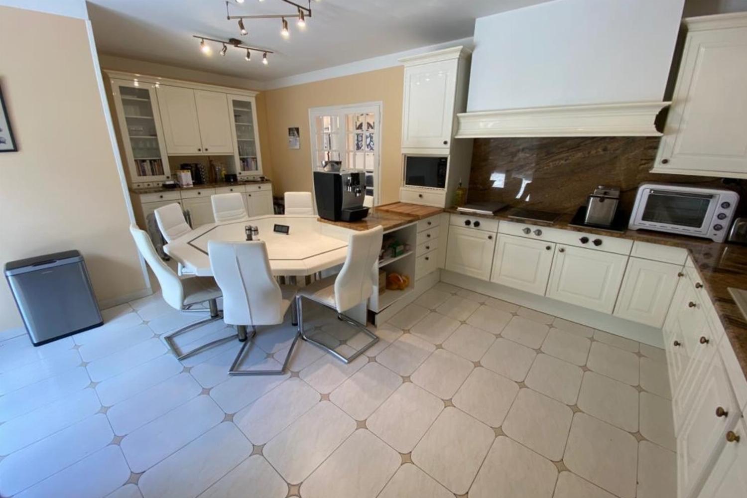 Kitchen | Holiday villa in the South of France