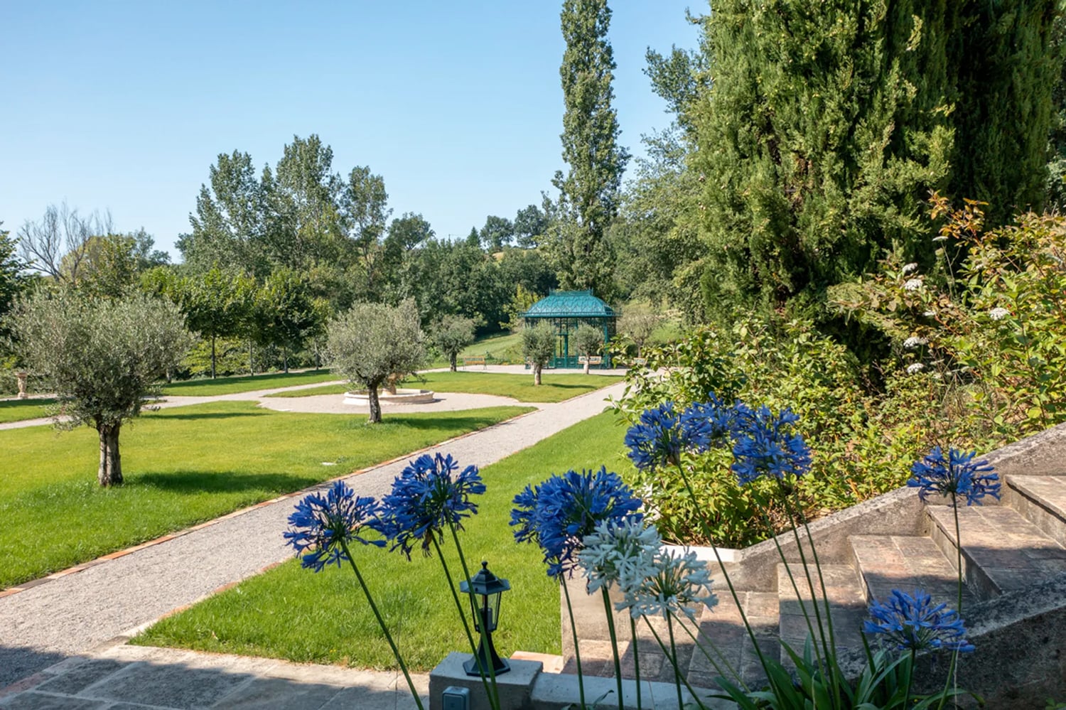 Garden Garden
