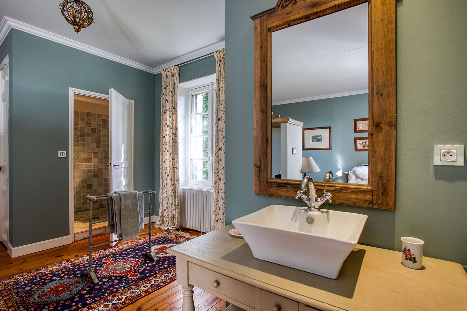 Bathroom Bathroom