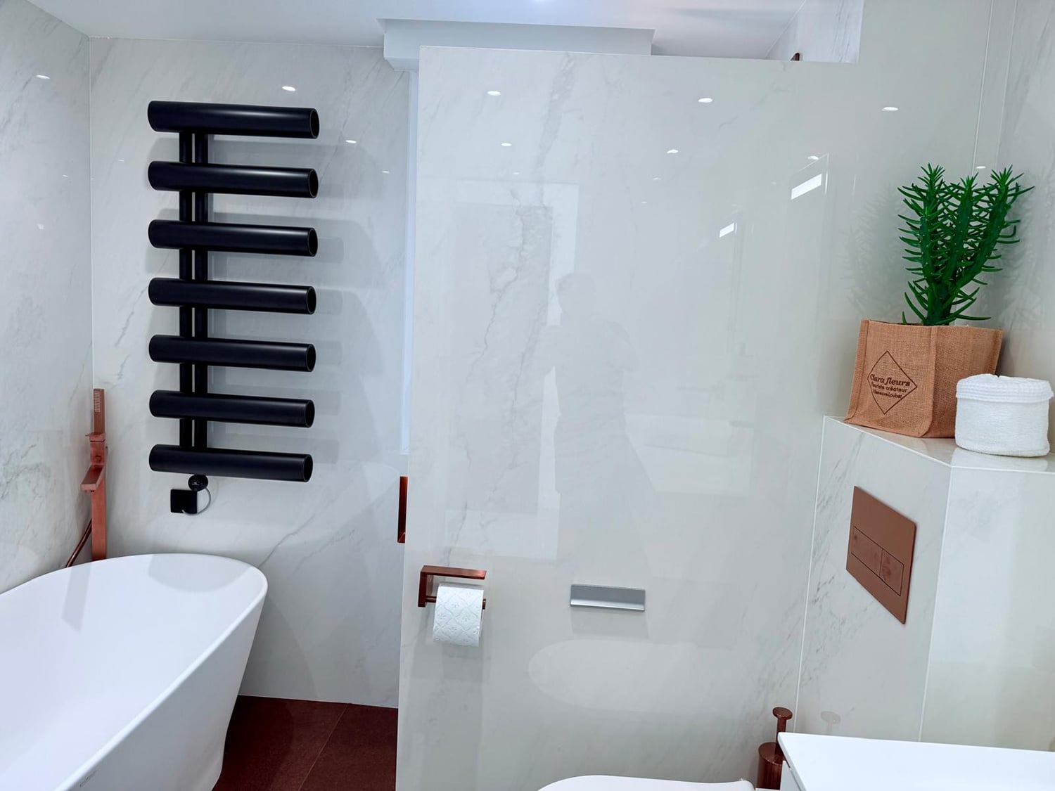 Bathroom | Vacation apartment in Provence
