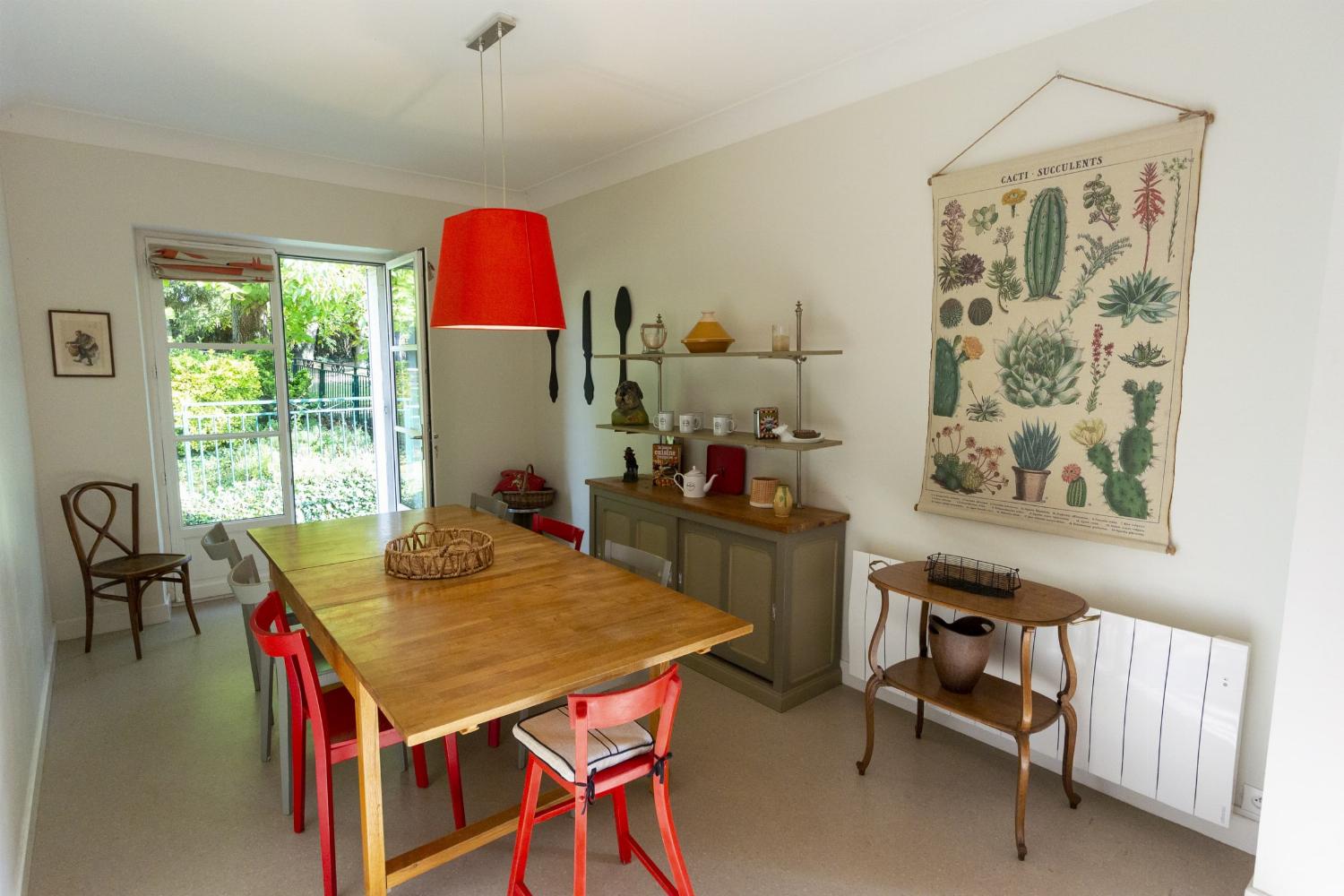 Dining room | Holiday home in Loire
