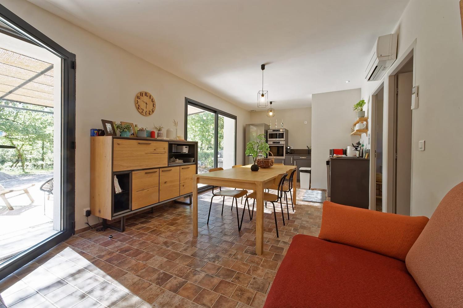 Dining room | Provence holiday home