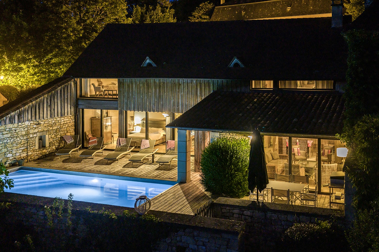 Holiday home in Dordogne with private heated pool