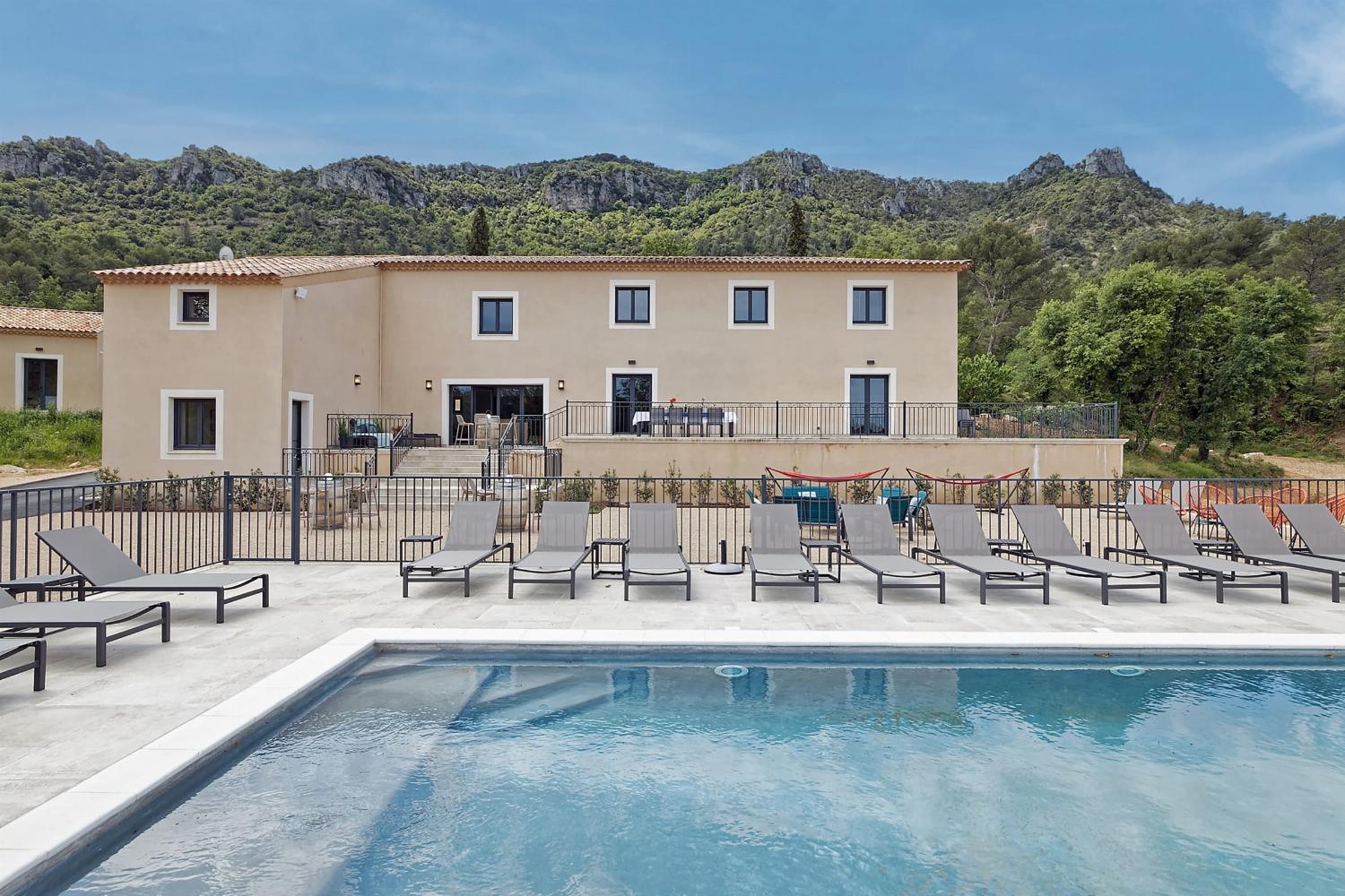 Maison de vacances en Provence avec piscine privée