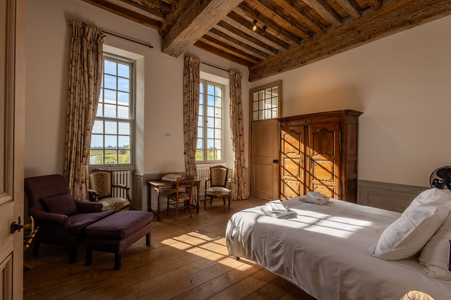 Bedroom | Holiday chateau in Centre-Val de Loire