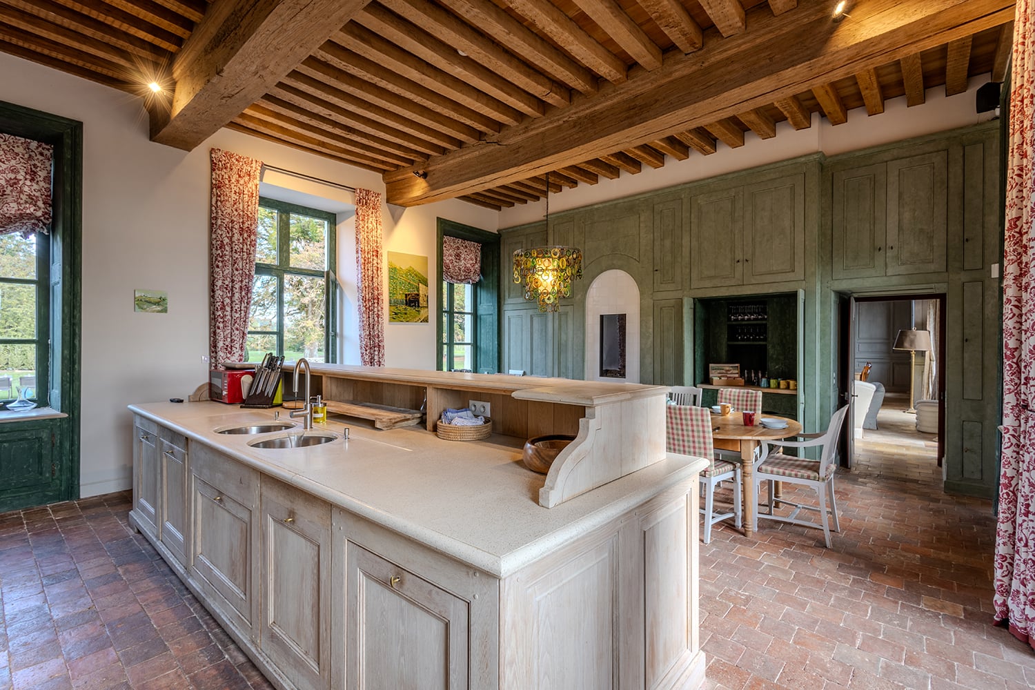 Kitchen | Holiday chateau in Centre-Val de Loire