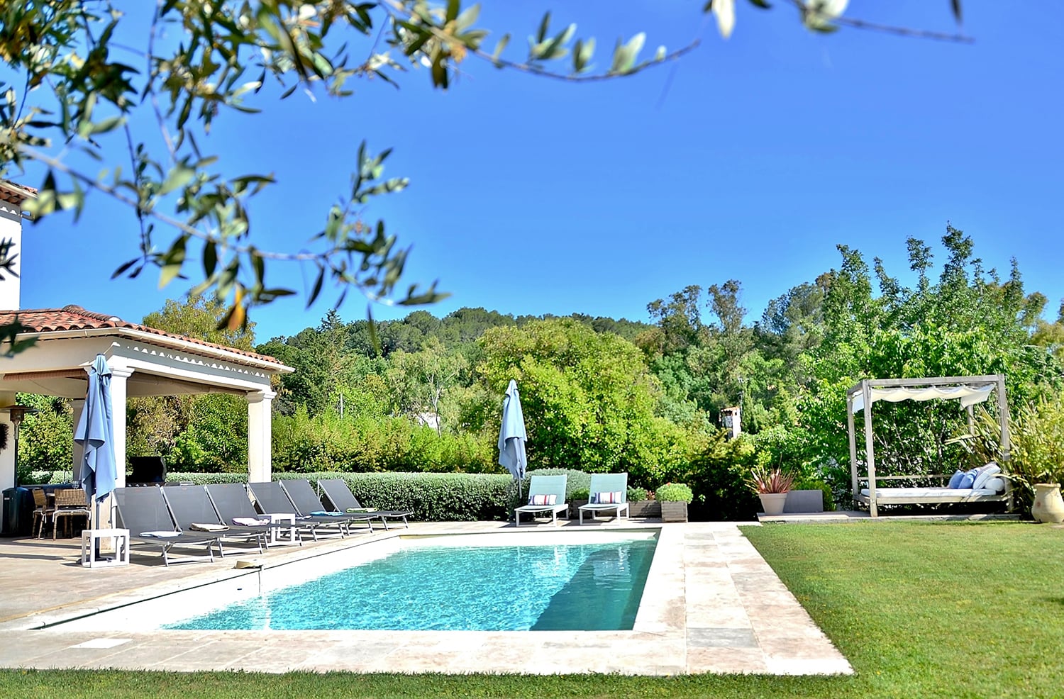 Private pool