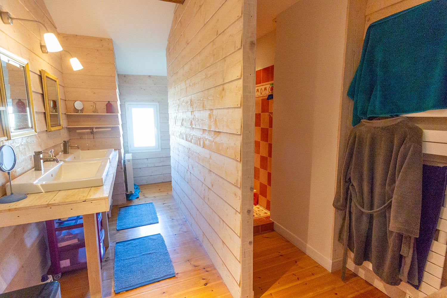 Bathroom | Holiday accommodation in Nouvelle-Aquitaine